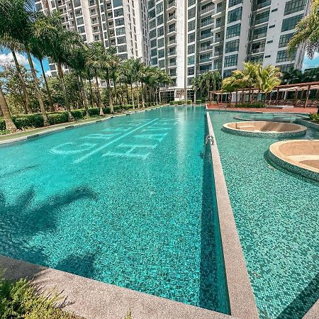 Starry Homes @ Green Haven 2Beds 2Bath+Pool View Masai Exterior photo